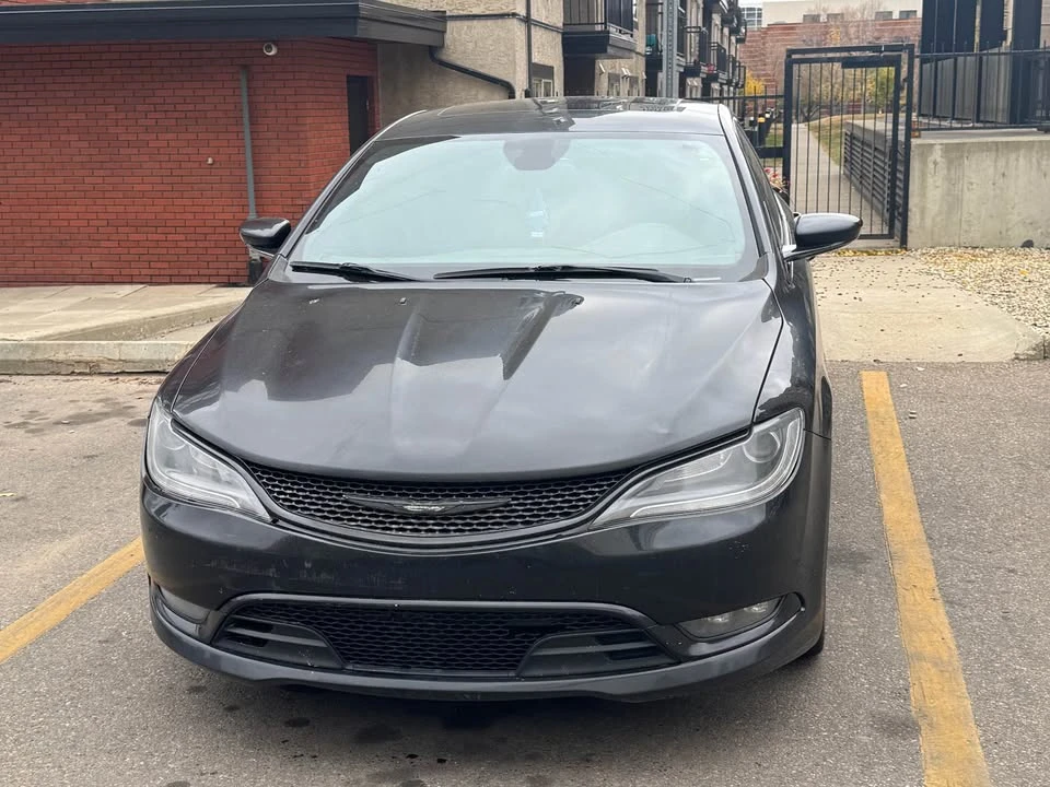 2015 Chrysler 200 - Image 2 of 4