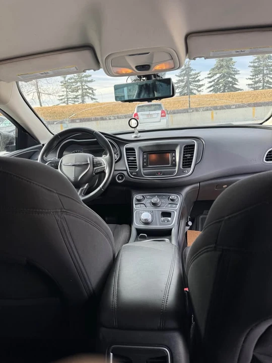 2015 Chrysler 200 - Image 6 of 6
