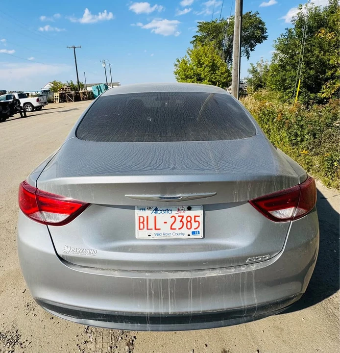 2015 Chrysler 200 - Image 4 of 7