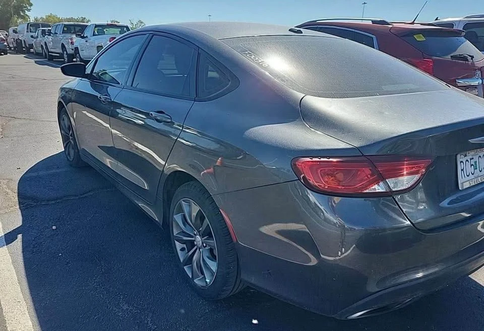 2015 Chrysler 200 - Image 2 of 6