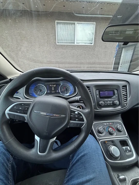 2015 Chrysler 200 - Image 15 of 15