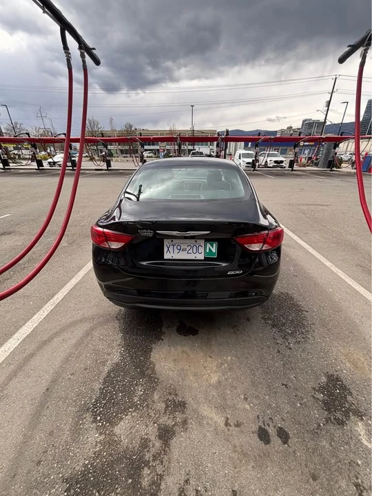 2015 Chrysler 200 - Image 4 of 15