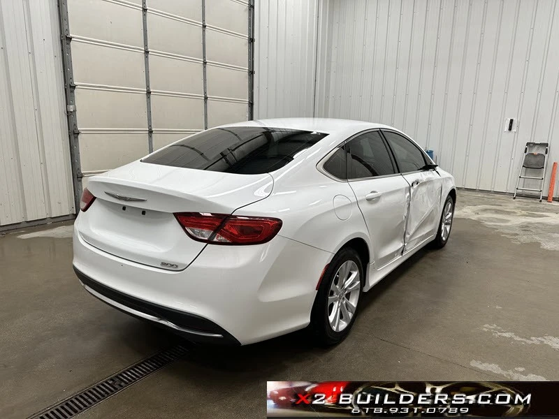 2015 Chrysler 200 - Image 4 of 21