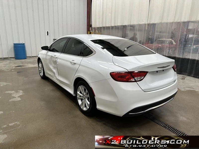 2015 Chrysler 200 - Image 6 of 21
