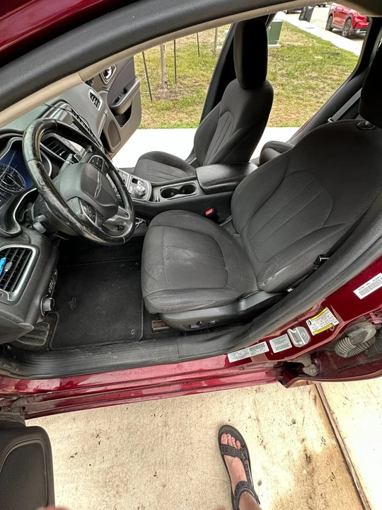 2015 Chrysler 200 - Image 11 of 21
