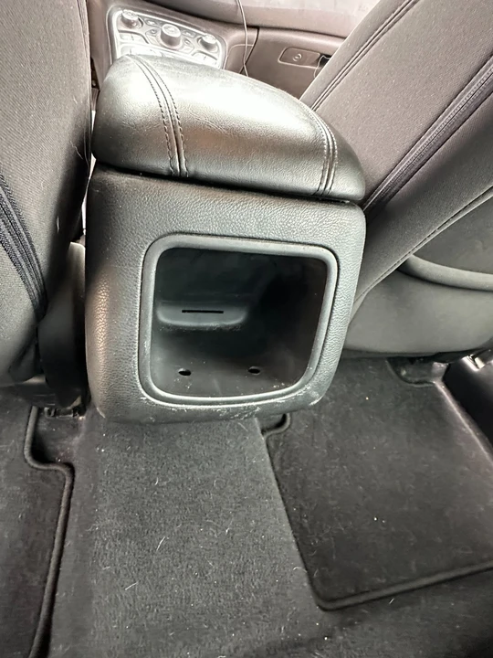 2015 Chrysler 200 - Image 15 of 21