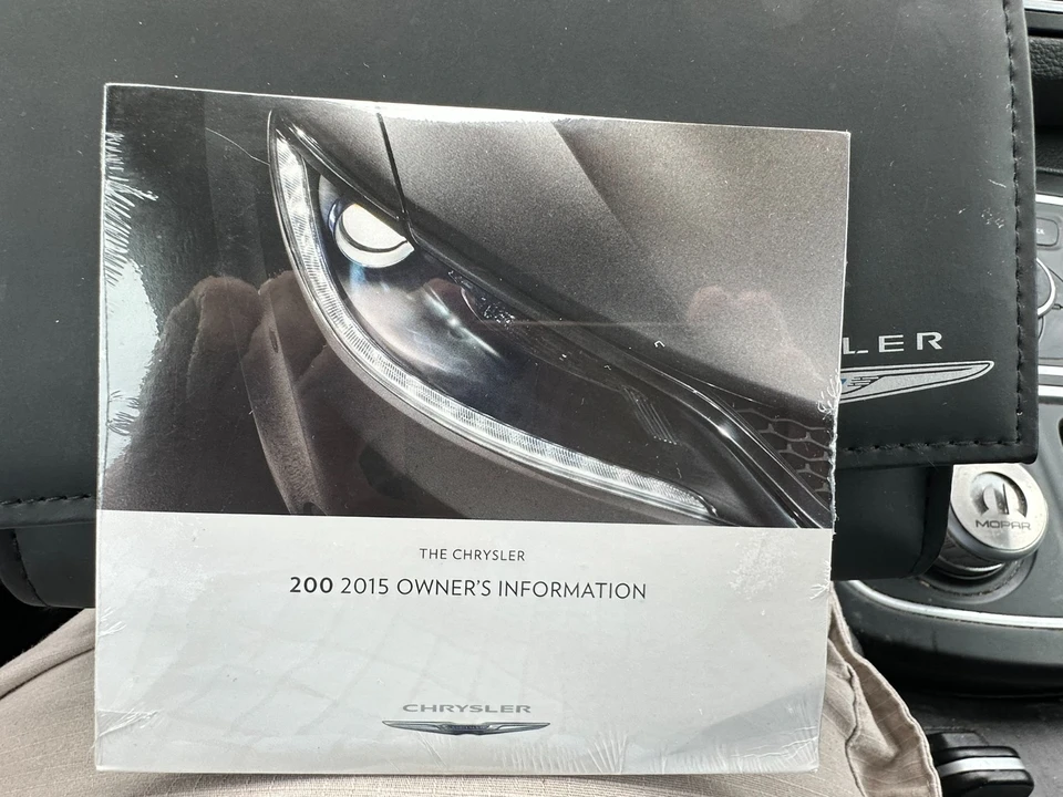 2015 Chrysler 200 - Image 21 of 21