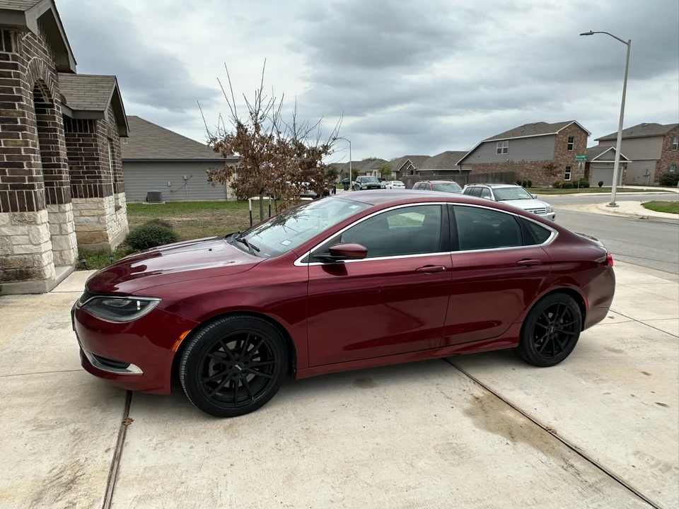 2015 Chrysler 200 - Image 4 of 21