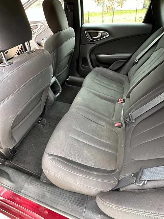 2015 Chrysler 200 - Image 14 of 21