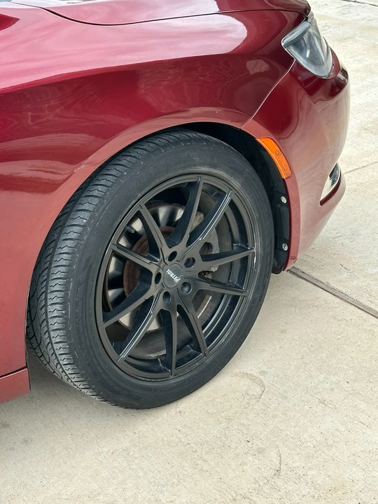 2015 Chrysler 200 - Image 7 of 21