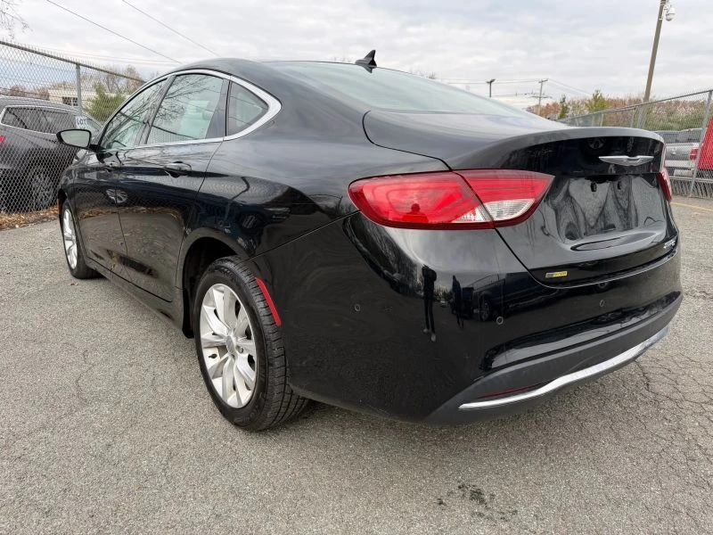 2015 Chrysler 200 - Image 7 of 12
