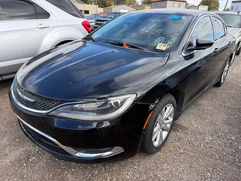 2015 Chrysler 200 200C Sedan 4D