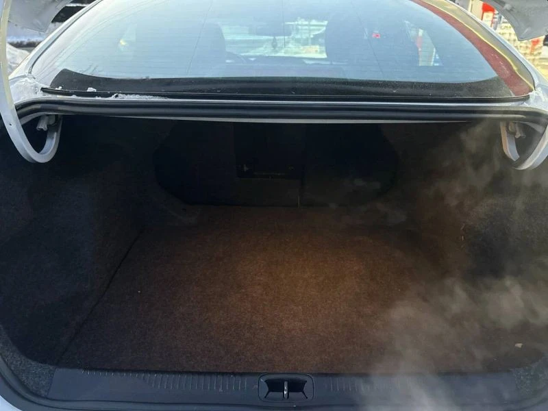 2015 Chrysler 200 - Image 11 of 12
