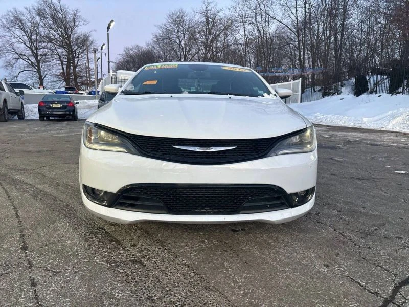 2015 Chrysler 200 - Image 2 of 12