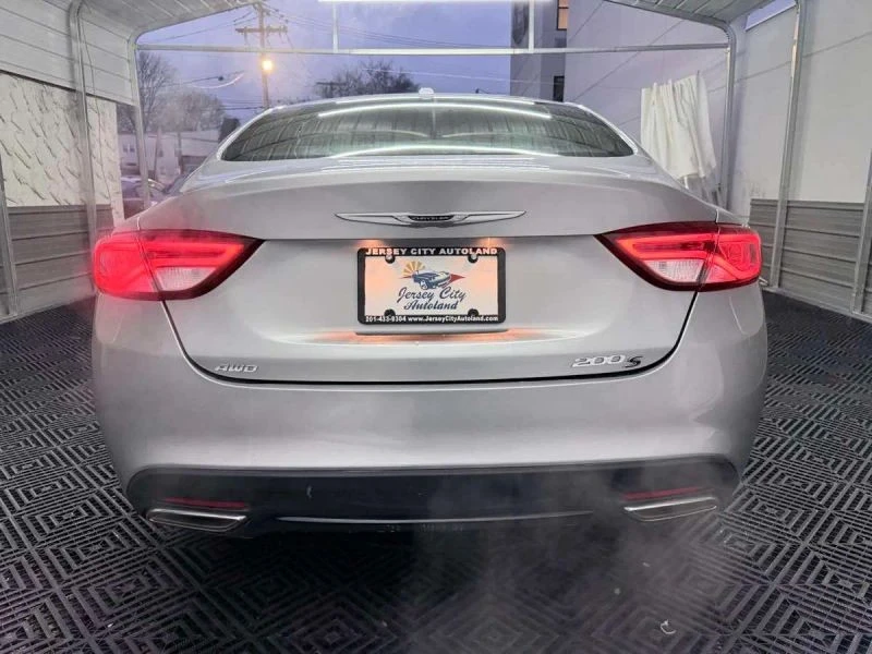 2015 Chrysler 200 - Image 6 of 12
