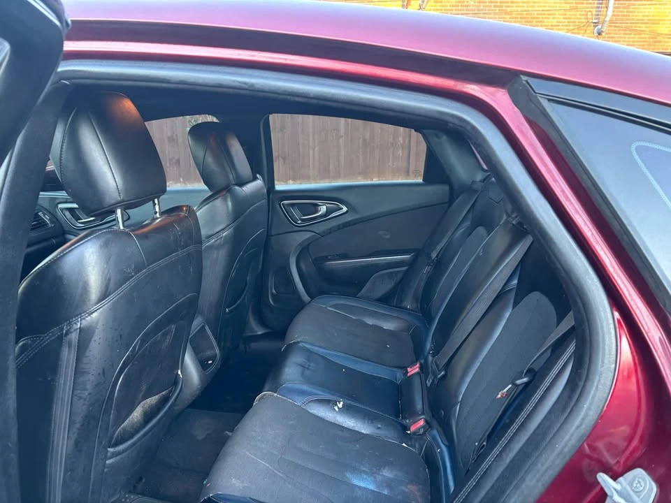 2015 Chrysler 200 - Image 9 of 9