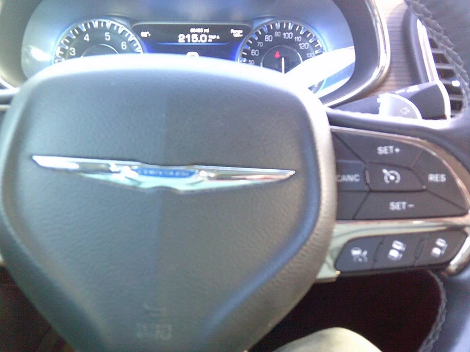 2015 Chrysler 200 - Image 21 of 21