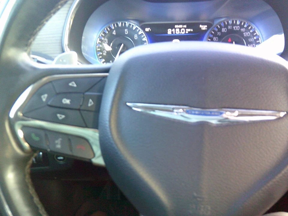 2015 Chrysler 200 - Image 20 of 21