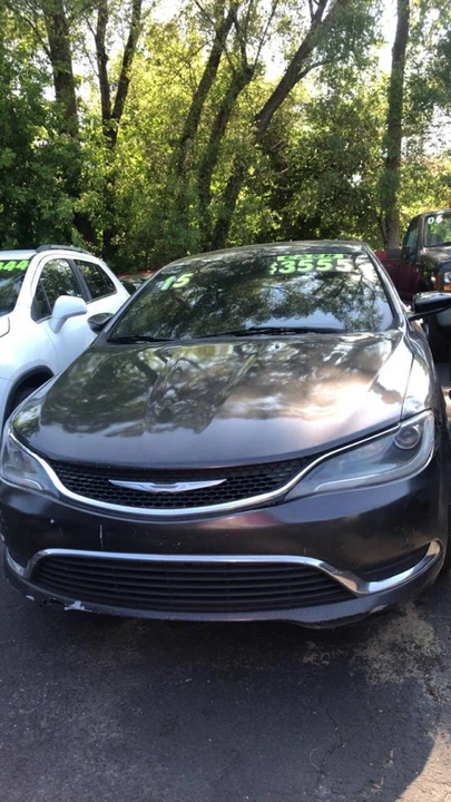 2015 Chrysler 200 - Image 2 of 5