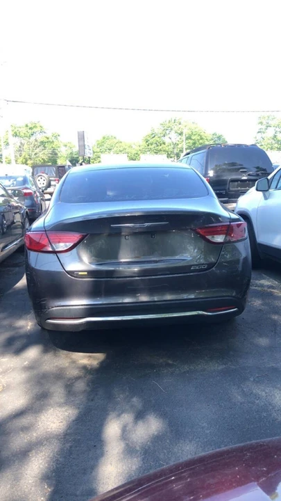 2015 Chrysler 200 - Image 4 of 5