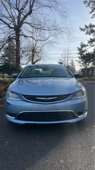 2015 Chrysler 200 - Image 2 of 9