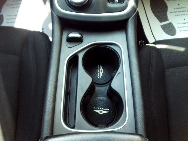 2015 Chrysler 200 - Image 19 of 21