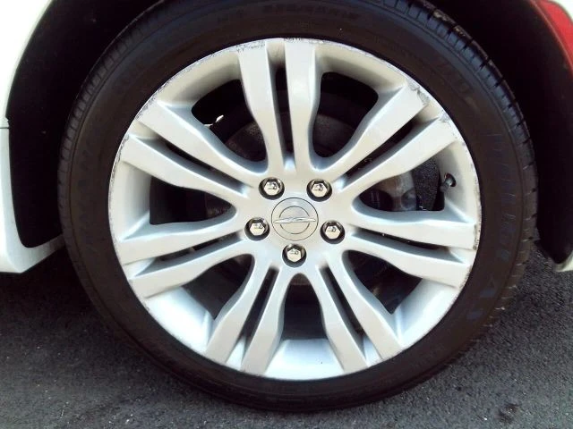 2015 Chrysler 200 - Image 9 of 21