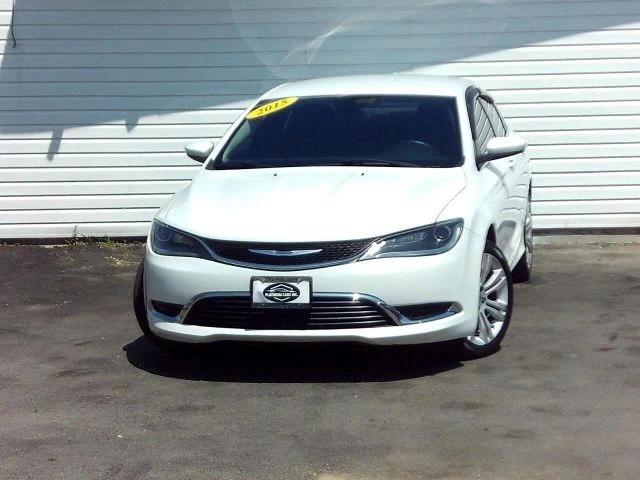 2015 Chrysler 200 - Image 8 of 21