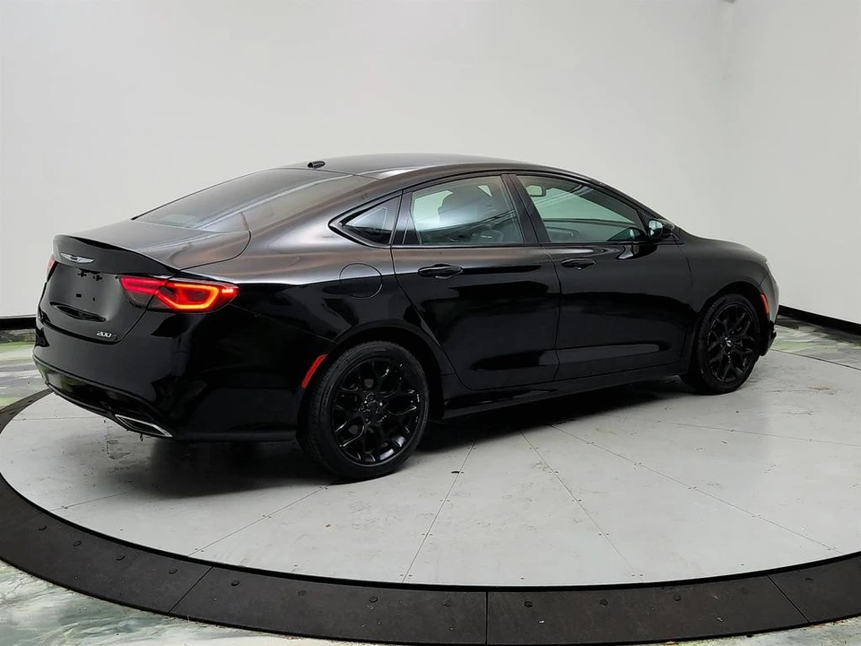 2015 Chrysler 200 - Image 5 of 12