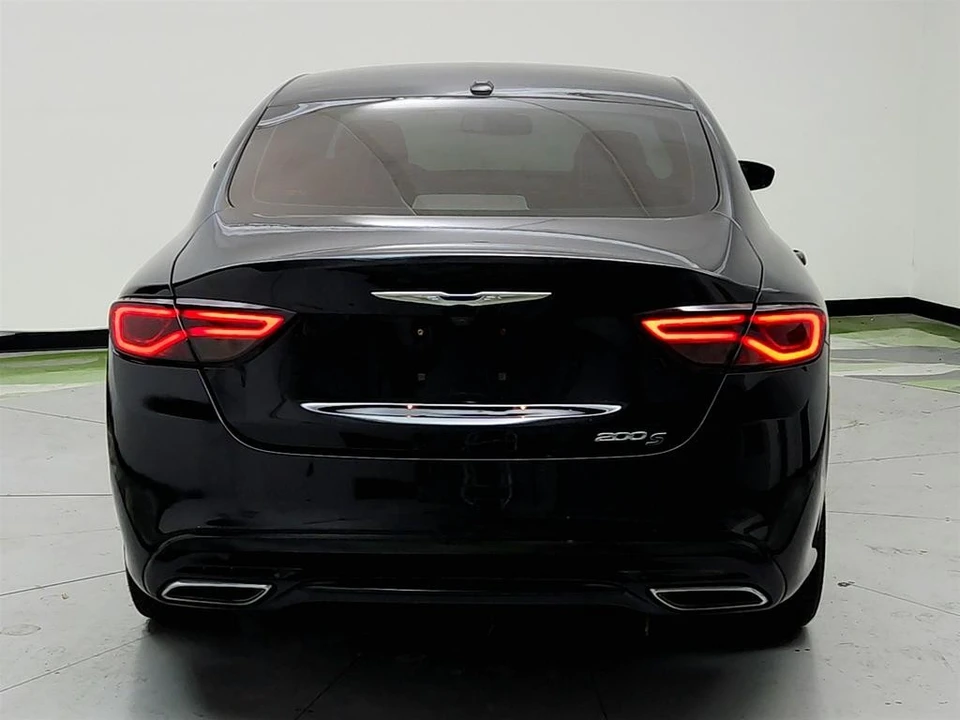 2015 Chrysler 200 - Image 6 of 12