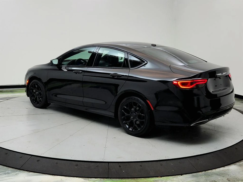 2015 Chrysler 200 - Image 7 of 12