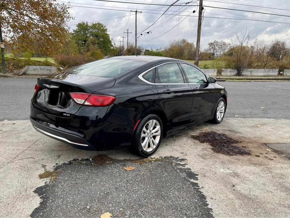 2015 Chrysler 200 - Image 6 of 10