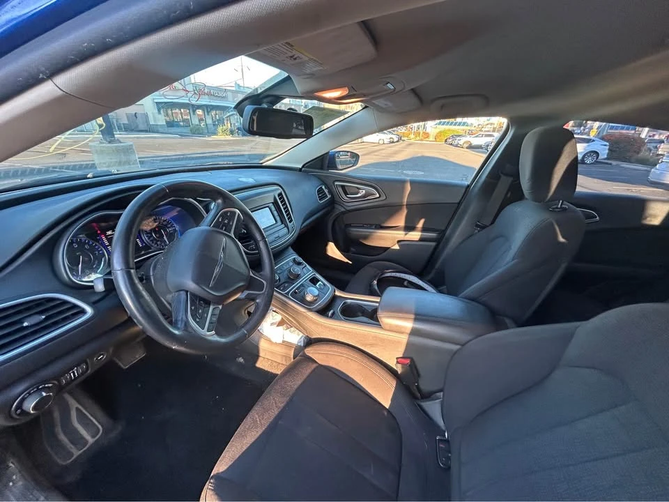 2015 Chrysler 200 - Image 7 of 8