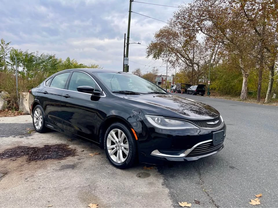 2015 Chrysler 200 - Image 3 of 10