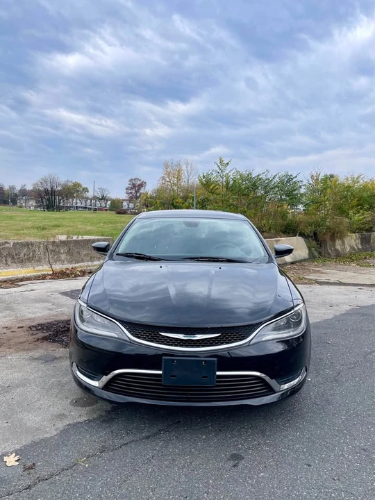 2015 Chrysler 200 - Image 2 of 10