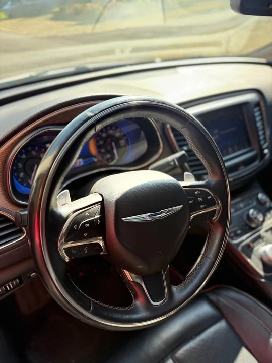 2015 Chrysler 200 - Image 3 of 10