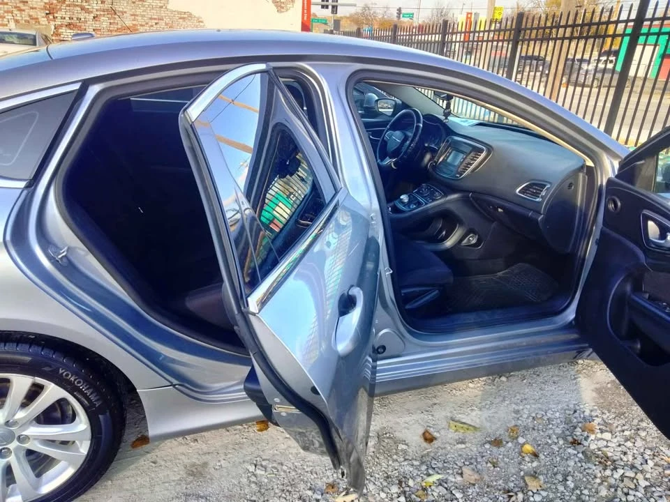 2015 Chrysler 200 - Image 5 of 7