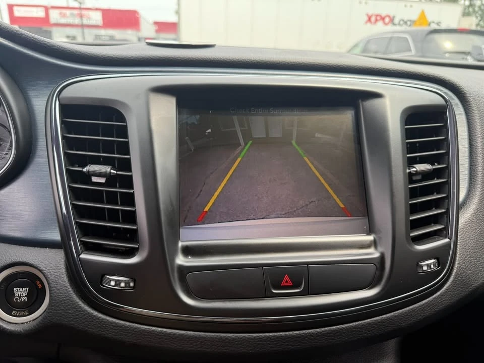 2015 Chrysler 200 - Image 17 of 20