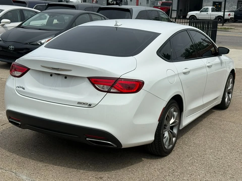 2015 Chrysler 200 - Image 6 of 20