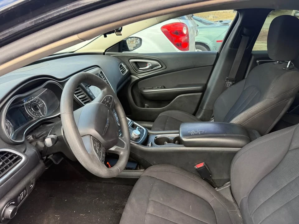 2015 Chrysler 200 - Image 3 of 9
