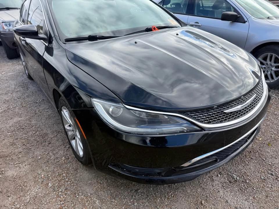 2015 Chrysler 200 - Image 2 of 9