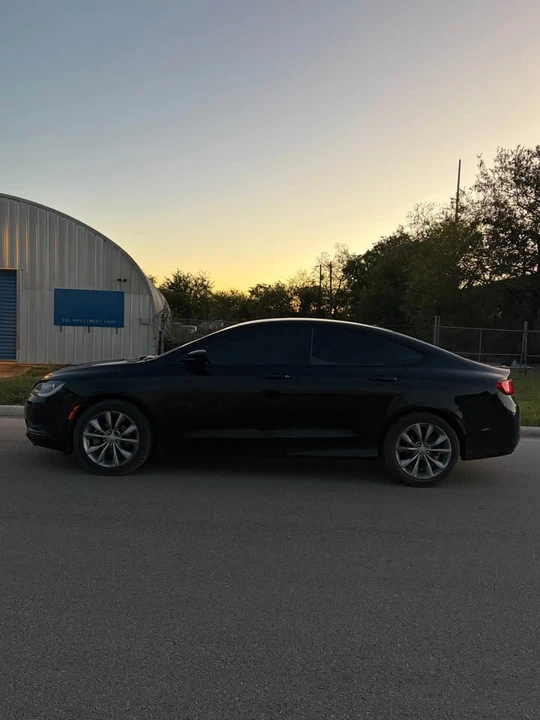 2015 Chrysler 200 - Image 3 of 10