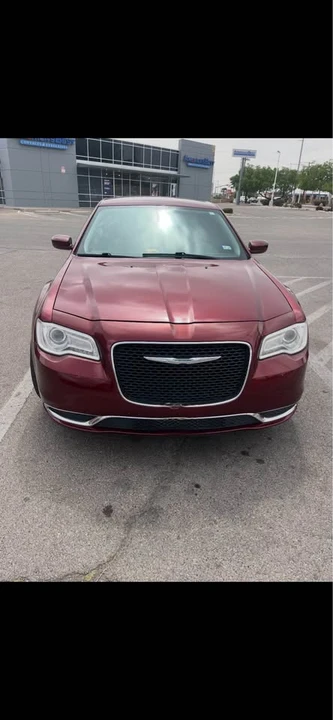 2015 Chrysler 300 (2005-2023) - Image 2 of 11