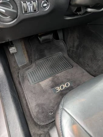 2015 Chrysler 300 (2005-2023) - Image 13 of 14