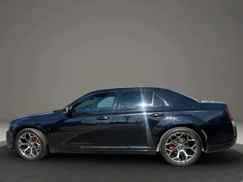 2015 Chrysler 300 (2005-2023) - Image 8 of 12