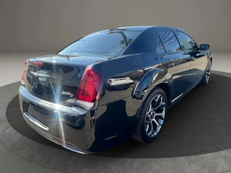 2015 Chrysler 300 (2005-2023) - Image 5 of 12