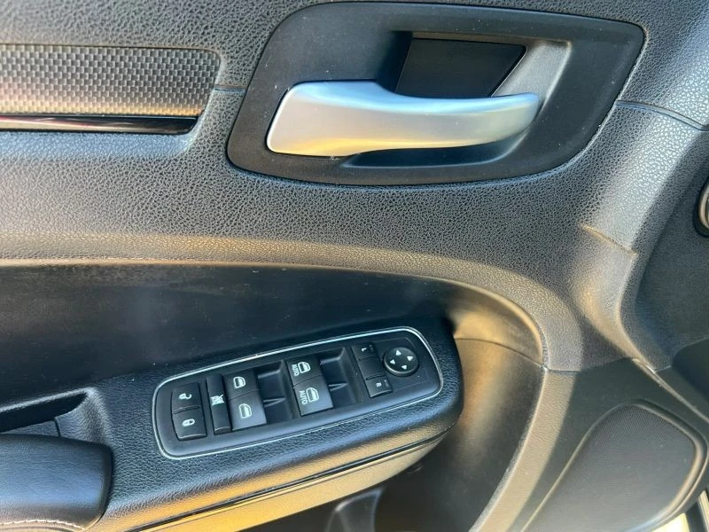 2015 Chrysler 300 (2005-2023) - Image 12 of 12