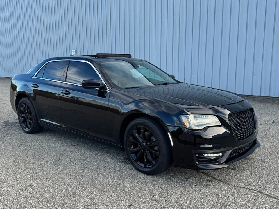 2015 Chrysler 300 (2005-2023) - Image 6 of 15