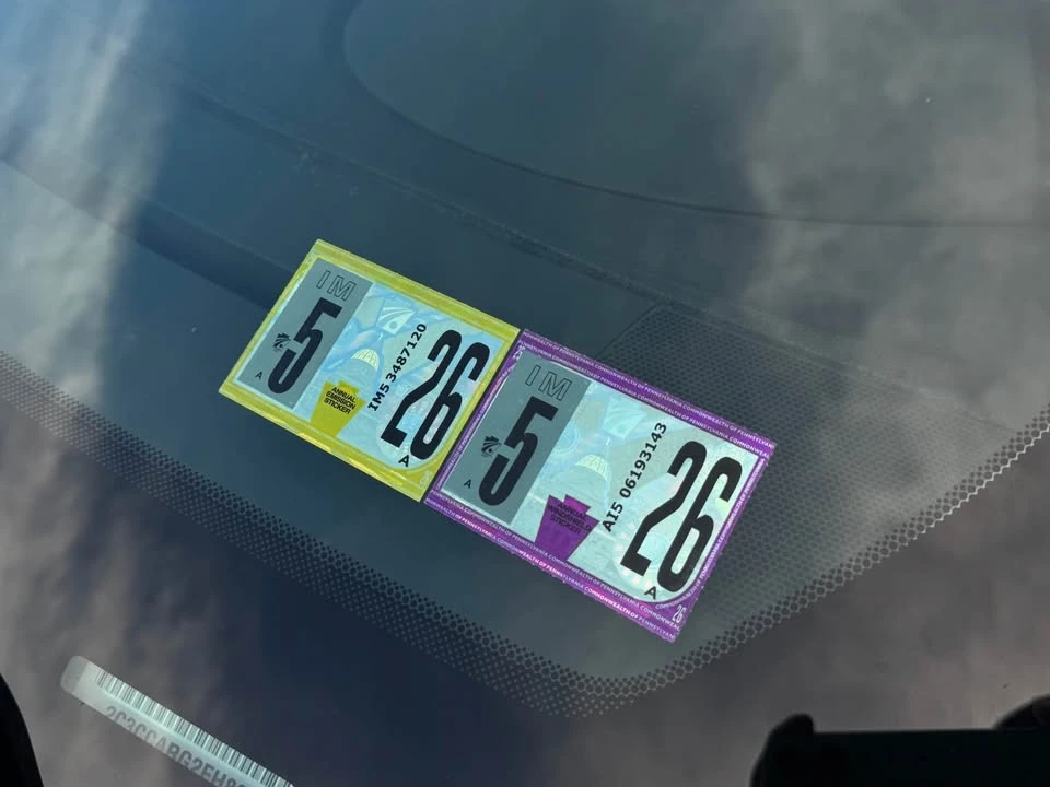 2015 Chrysler 300 (2005-2023) - Image 7 of 15