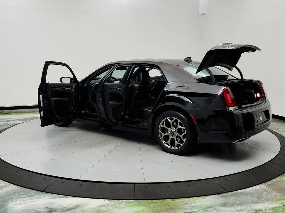 2015 Chrysler 300 (2005-2023) - Image 12 of 12